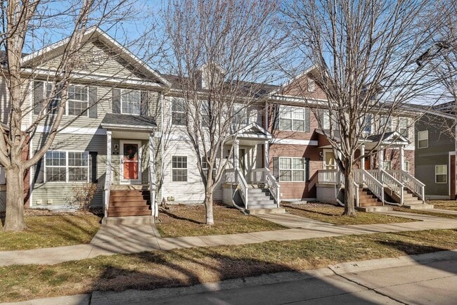 Photo - 207 SE Booth Ave