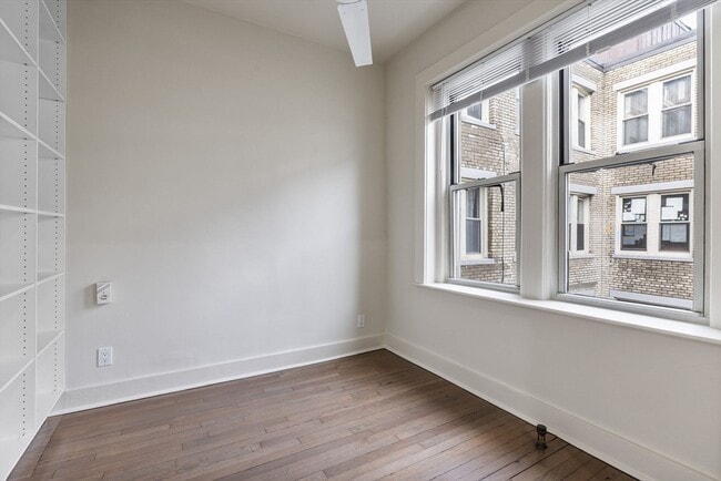 Photo - 70 Fenway Unidad 45