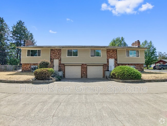 Building Photo - 3010 N Willow Rd Rental