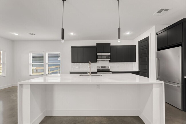 Photo - 3009 Alpha Wolf Ct