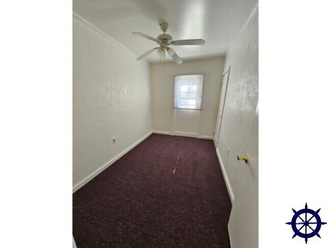 Photo - 1617 E 7th St