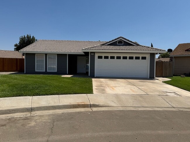 Building Photo - 2136 Creek Ct