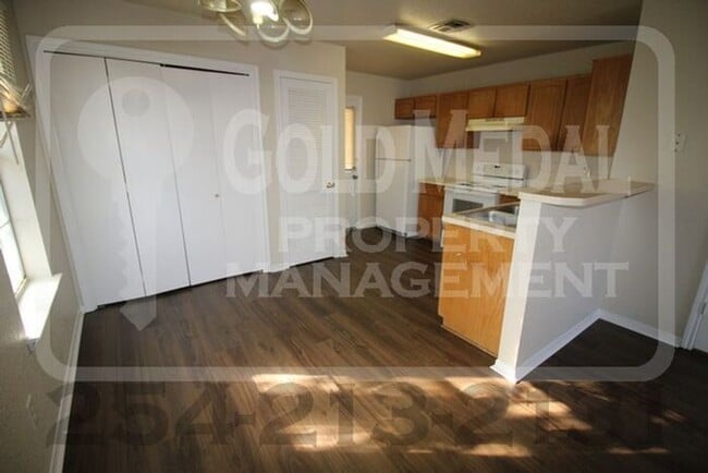 Photo - 1408 Dugger Cir