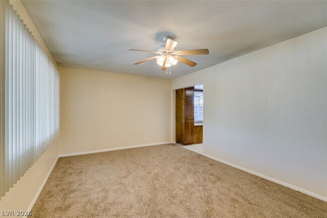 Photo - 5 Mallory St