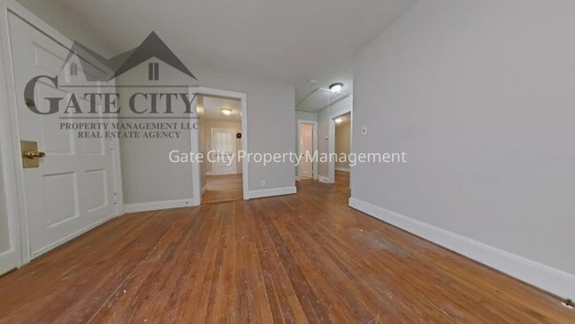 Photo - 227 Oakhurst St
