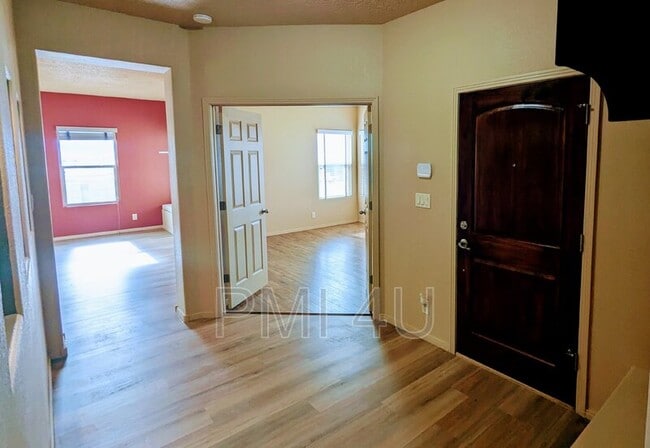 Photo - 2317 Garden Rd NE