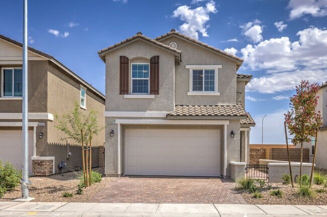 Fully Upgraded - 4bedroom & 2.5 bathrooms- - Fully Upgraded - 4bedroom & 2.5 bathrooms- House