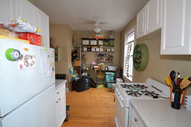 Photo - 3843 N Greenview Ave Unit 2