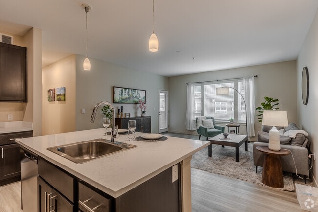 2BR, 2BA - 1034 - Kitchen