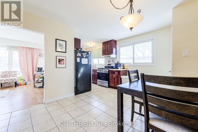 Photo - 151 Nugent Dr