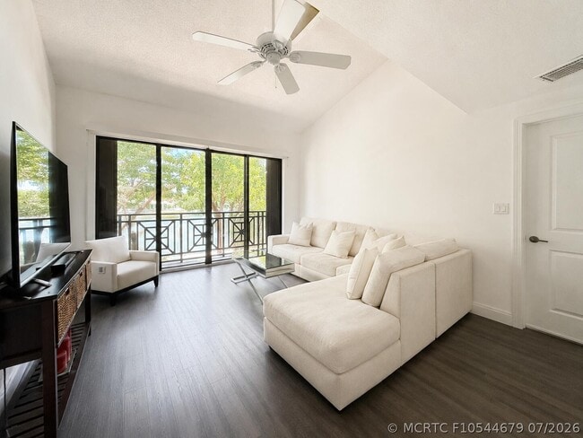 Photo - 1645 S Ocean Ln Unit 289