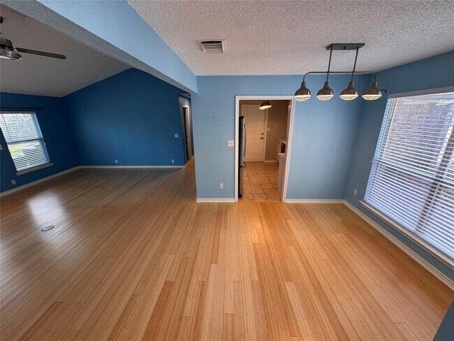 Photo - 2406 Dijon Dr