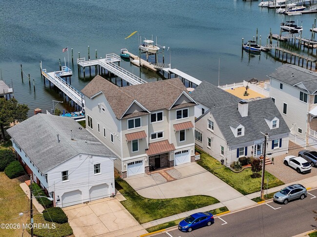 23 Niblick St