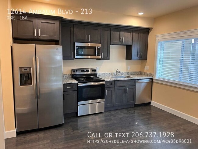 Building Photo - 12614 Ambaum Blvd SW Unit 213