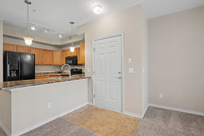 Photo - Beautifully Updated 2 Bed / 2 Bath Condo with Garage in Chatfield Bluffs