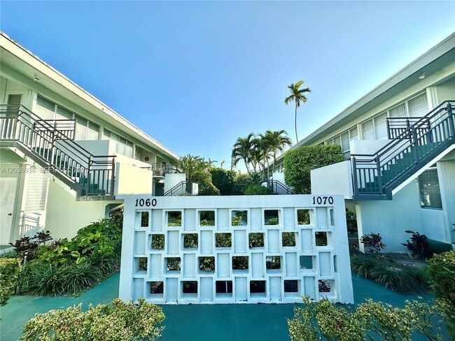 1060 98th St Unit 24