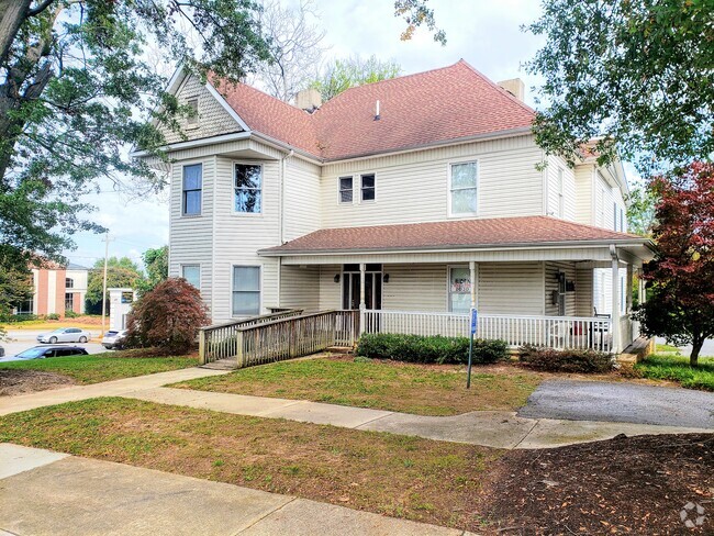 Building Photo - 183 Alabama St Unit C Rental