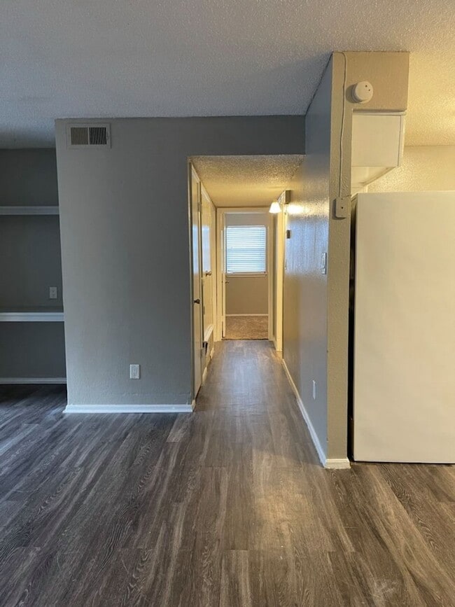 Photo - Bryant Grove Apartments