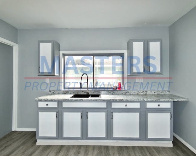 Photo - 237 Yondota St Unit Apt 1