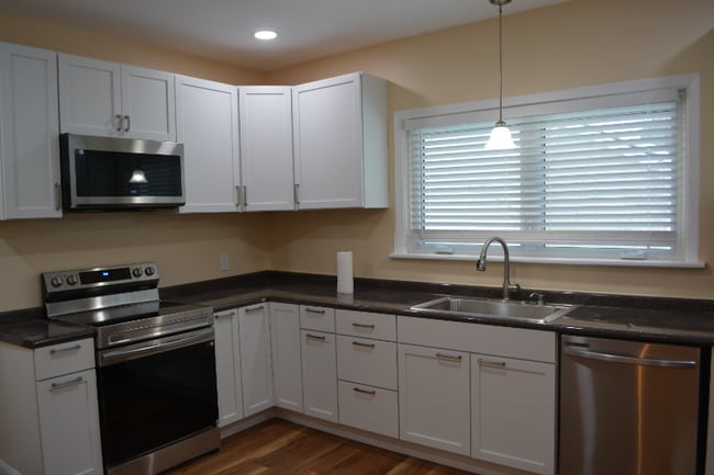 Photo - 225 Thieme Pl