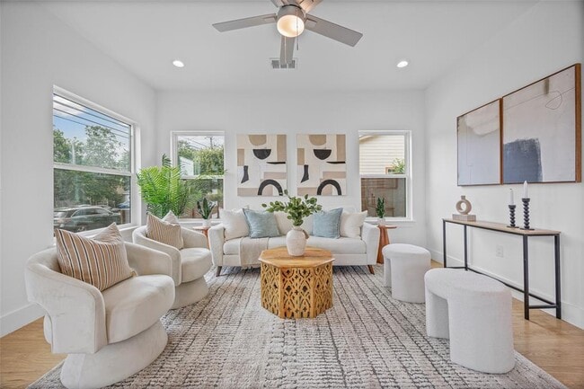 7310 Carver Ave Unit 2