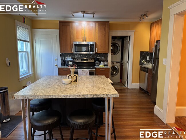 Photo - 136 Summer St Unit 2