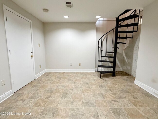 Photo - 1210 E Broadway