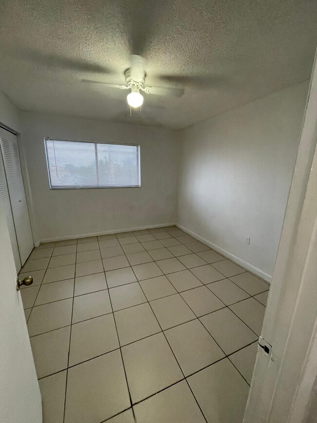 Photo - 230 W 68th St Unit 210