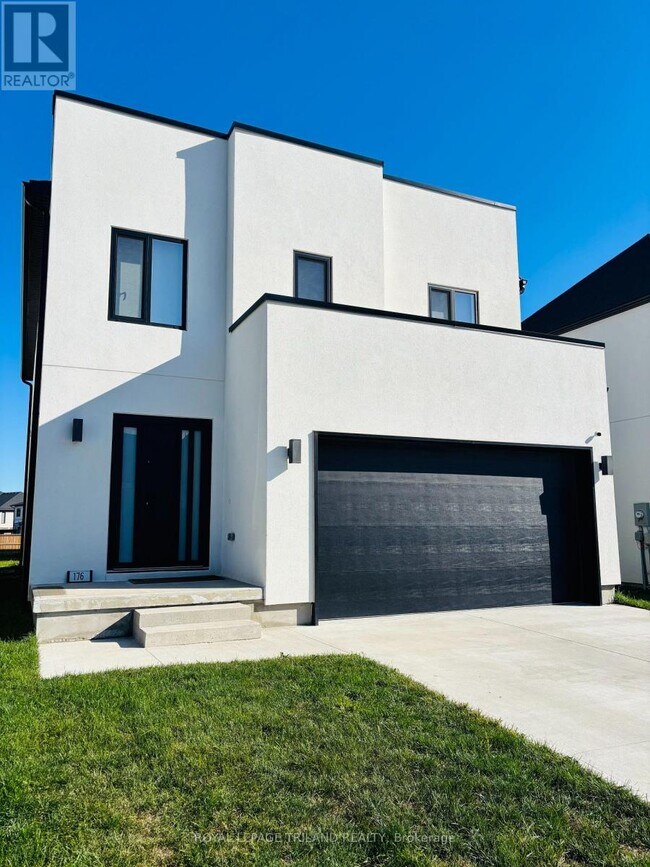Photo - 176 Winlow Way