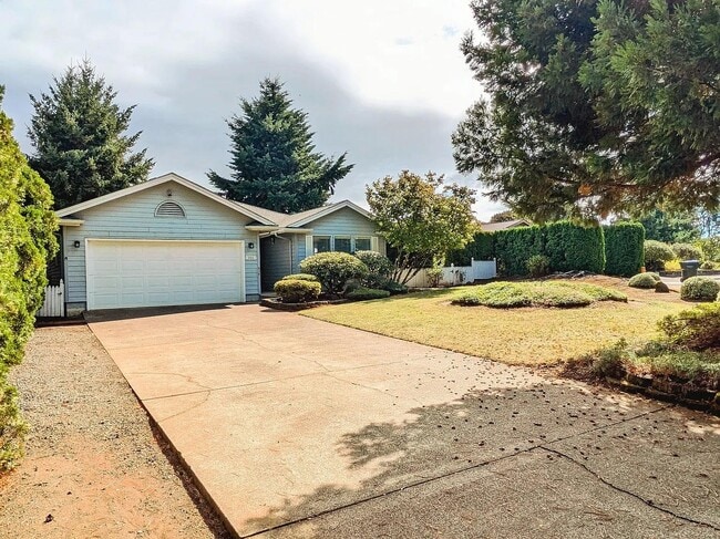 Building Photo - 566 Sunwood Dr NW