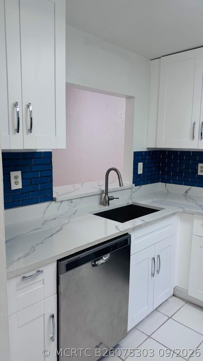 Photo - 9539 Boca Cove Cir Unit 105