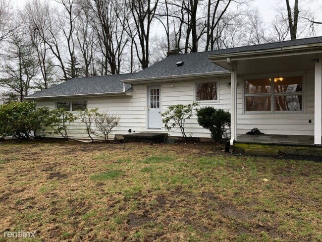 Photo - 3 br, 2 bath House - 1 Elmcrest Dr