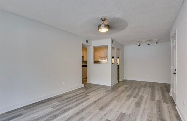 Photo - 1017 Stevens Creek Rd Unidad 207