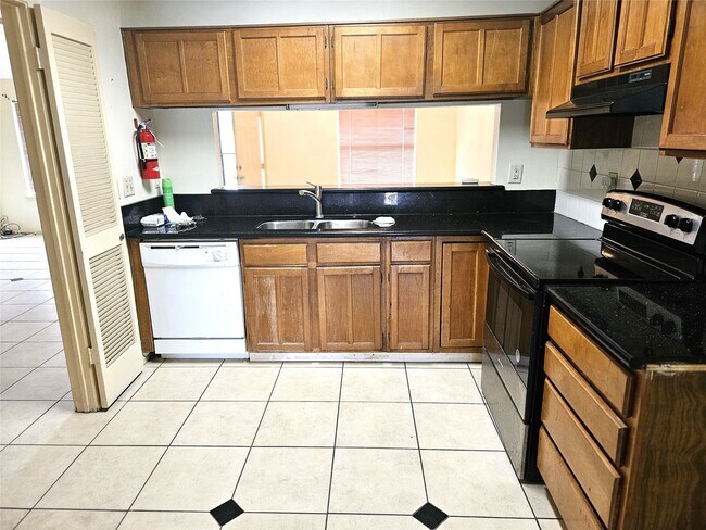 Photo - 8215 Summer Quail Dr