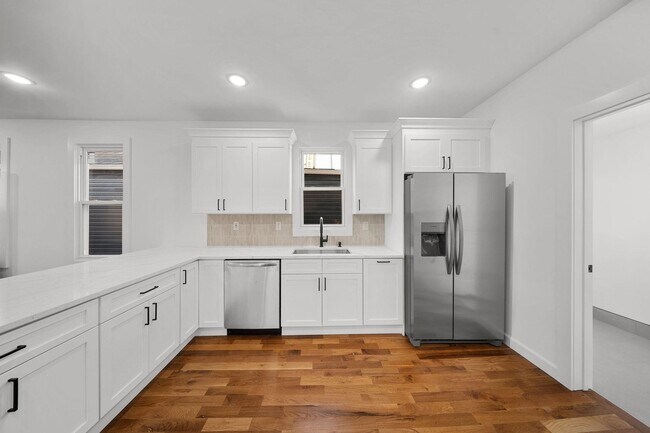 Photo - 319 William St Unit 2