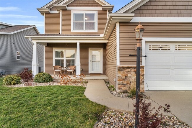 Photo - 2 story 4 bedroom 3.5 bath