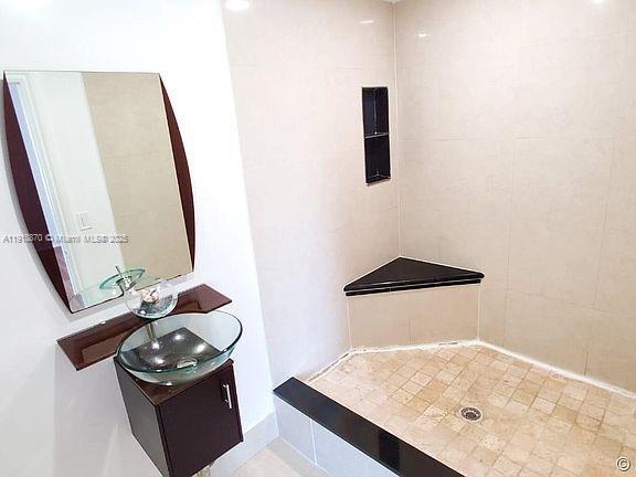 Photo - 10 N Crossings Cir Unit H