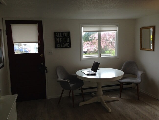 Photo - In-town Cottage