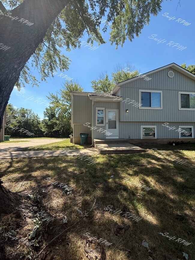 Building Photo - 6451 Hallet St Rental