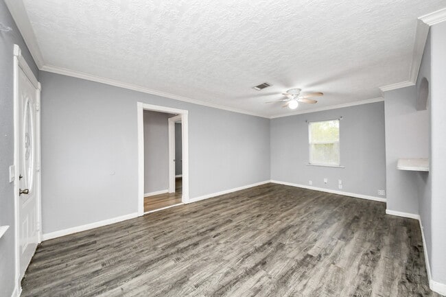 Photo - 6817 Anderson St