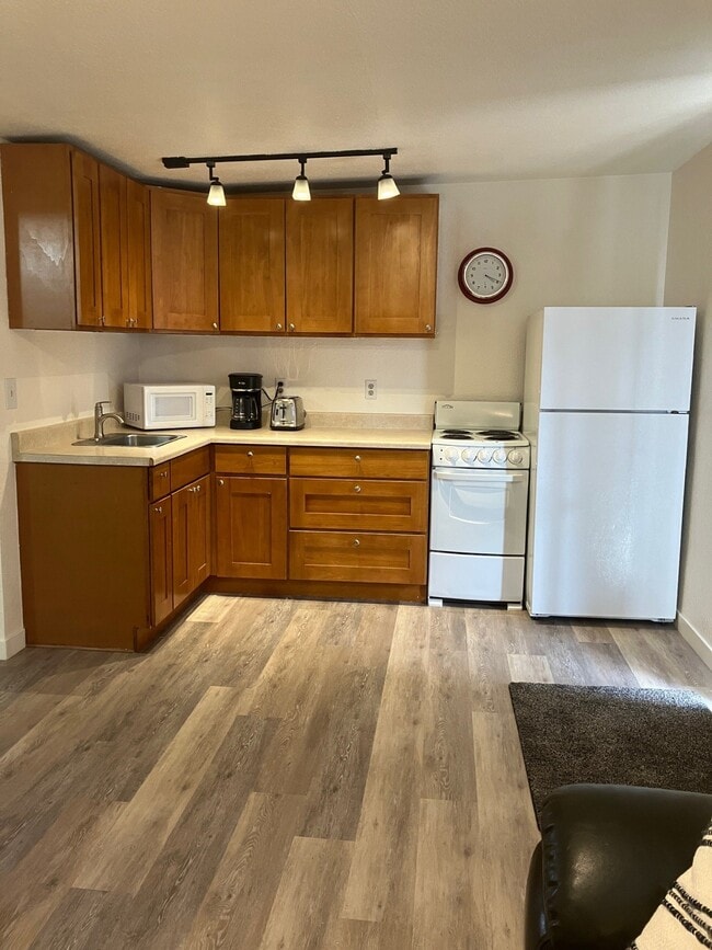 1513 Basin St SW Unit 5