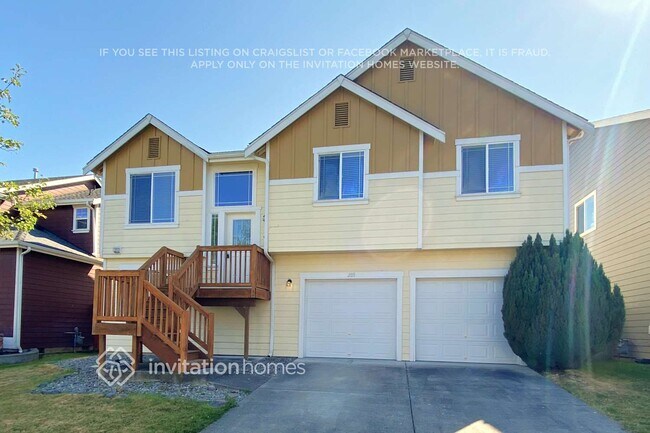 Building Photo - 205 Phoenix Ave SW