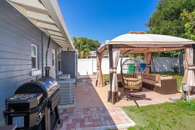 Photo - 39 Alamanda Dr
