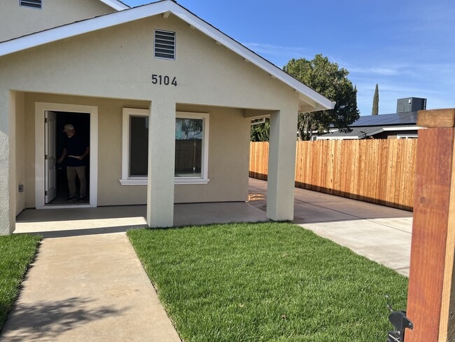 Photo - 5104 Chestnut Rd