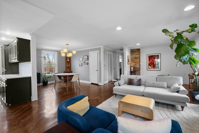 Photo - 1601 Golf St