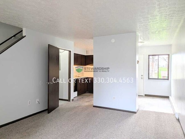 Photo - 311 Engadine Ct Unidad D6