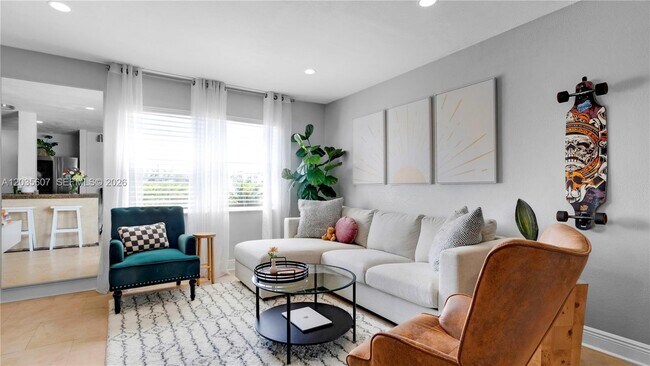 7925 Carlyle Ave Unit 403