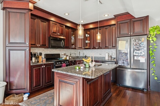 Photo - 3106-08 W Lyndale St