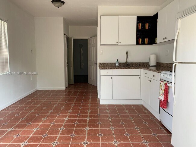 Photo - 750 NE 86th St Unit 3