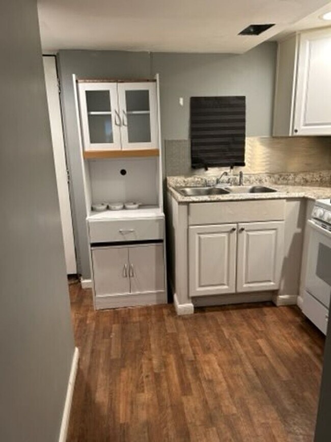 Photo - 306 Henry Aaron Ave SW Unit 3